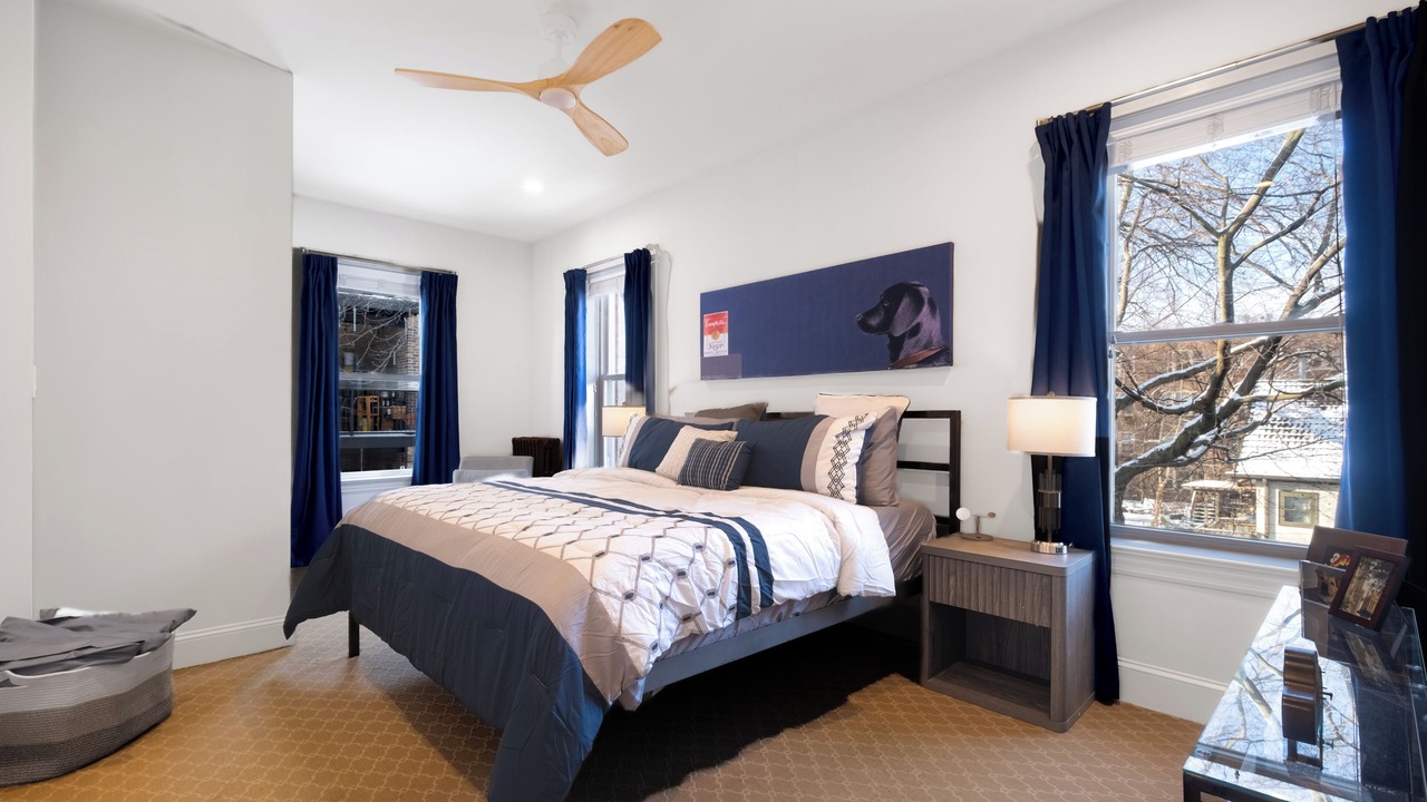 Photo of Bedroom in Rogers Park