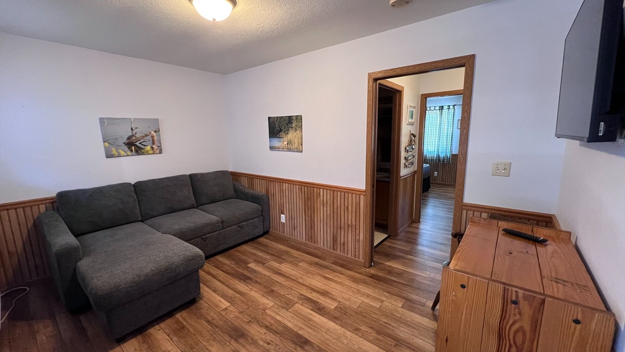 Photo of Livingroom in Orange Prairie