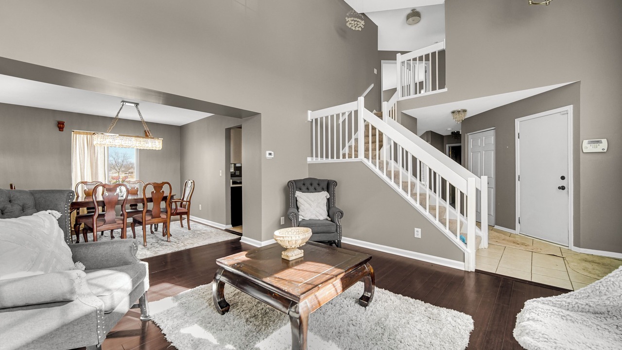 Photo of Livingroom in Fox Valley