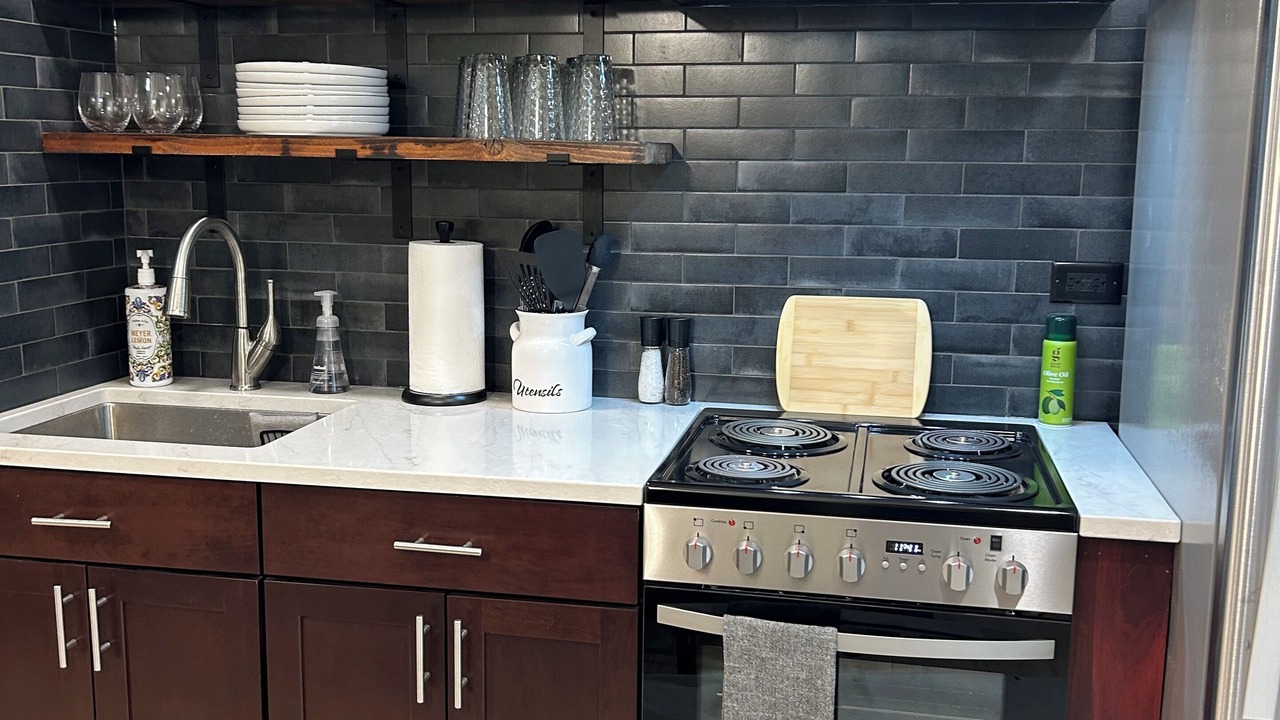 Photo of Kitchen in East Dundee