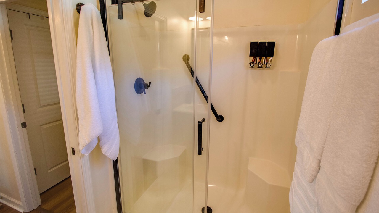 Photo of Bathroom in Grafton
