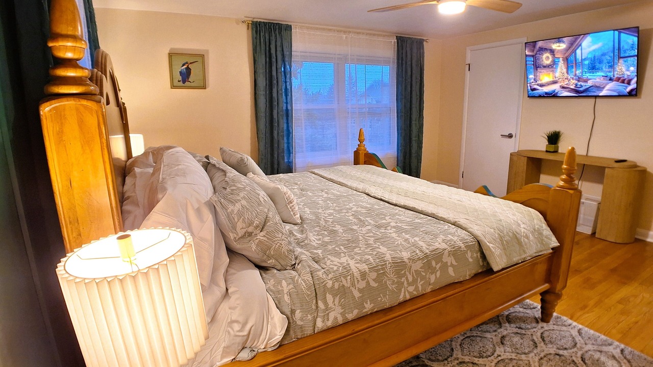 Photo of Bedroom in Gurnee