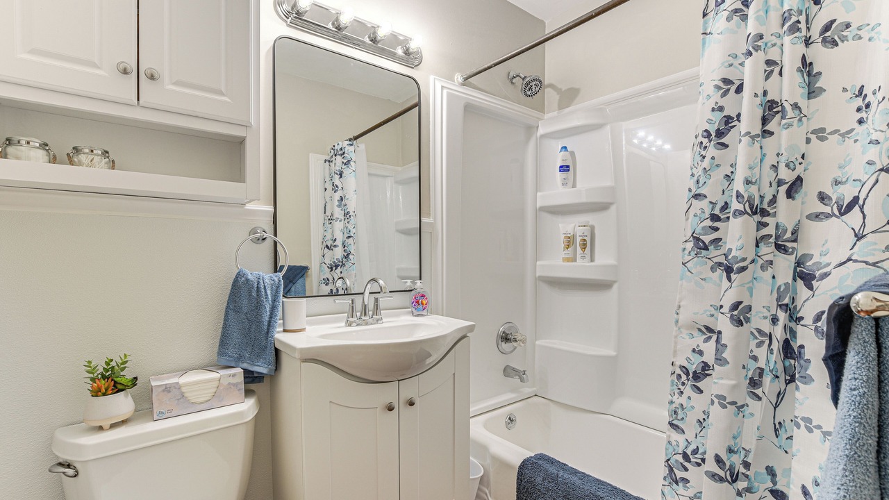 Photo of Bathroom in Schaumburg