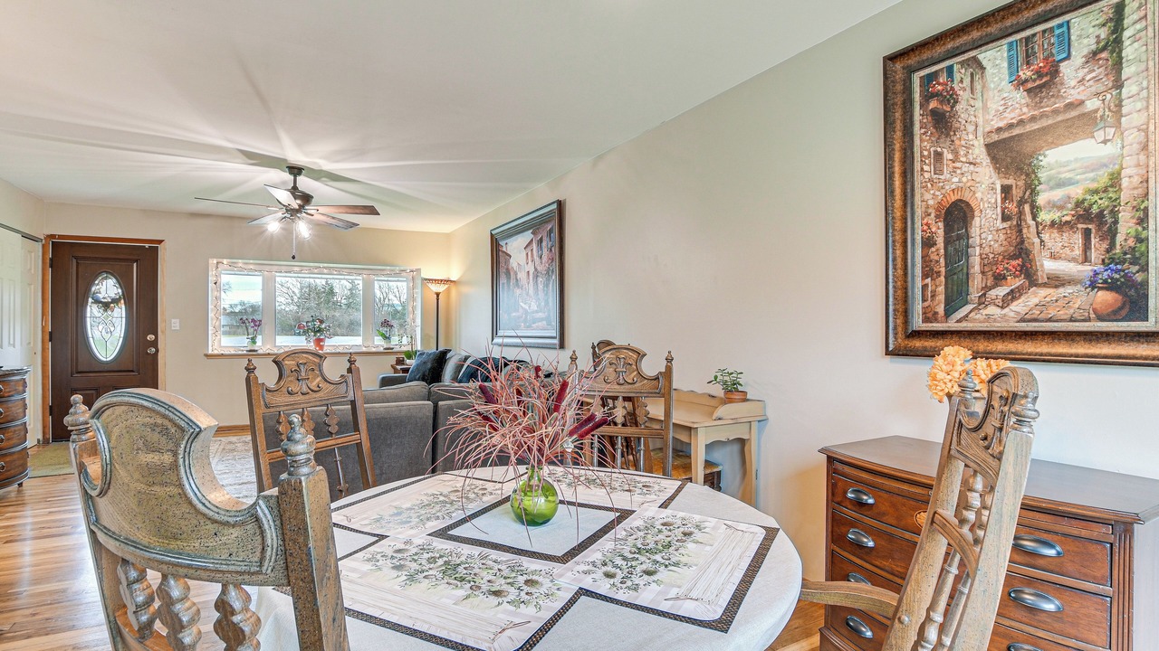 Photo of Bedroom in Schaumburg