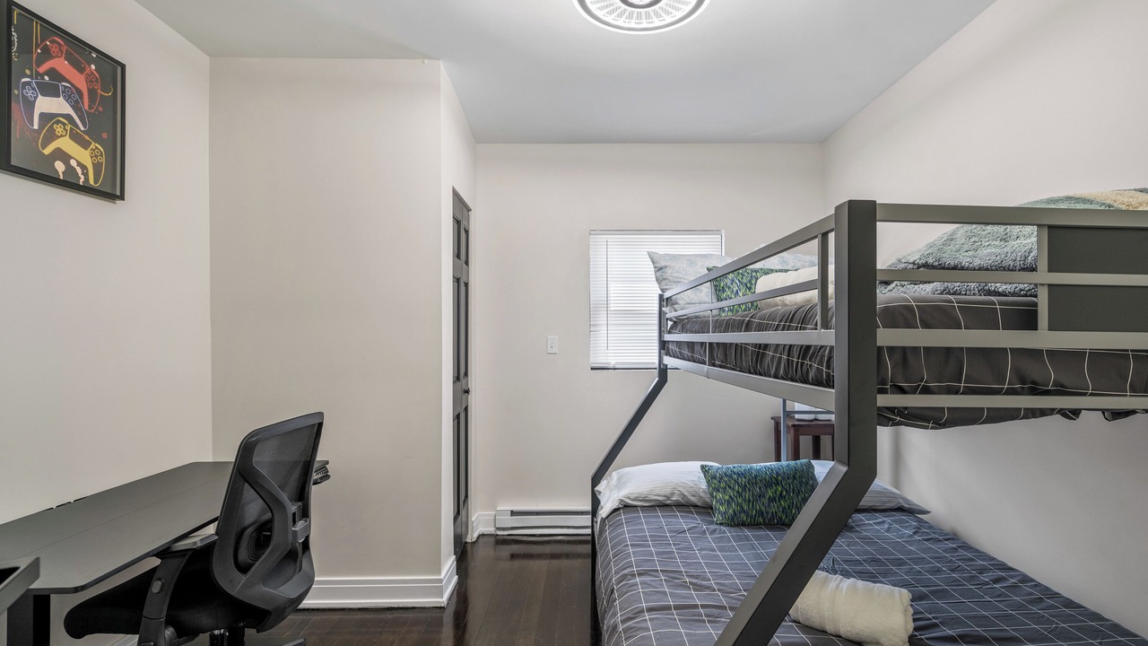 Photo of Bedroom in Chicago