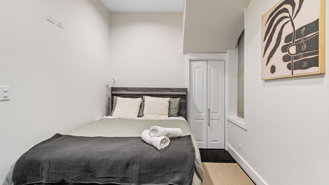 Photo of Bedroom in West Town