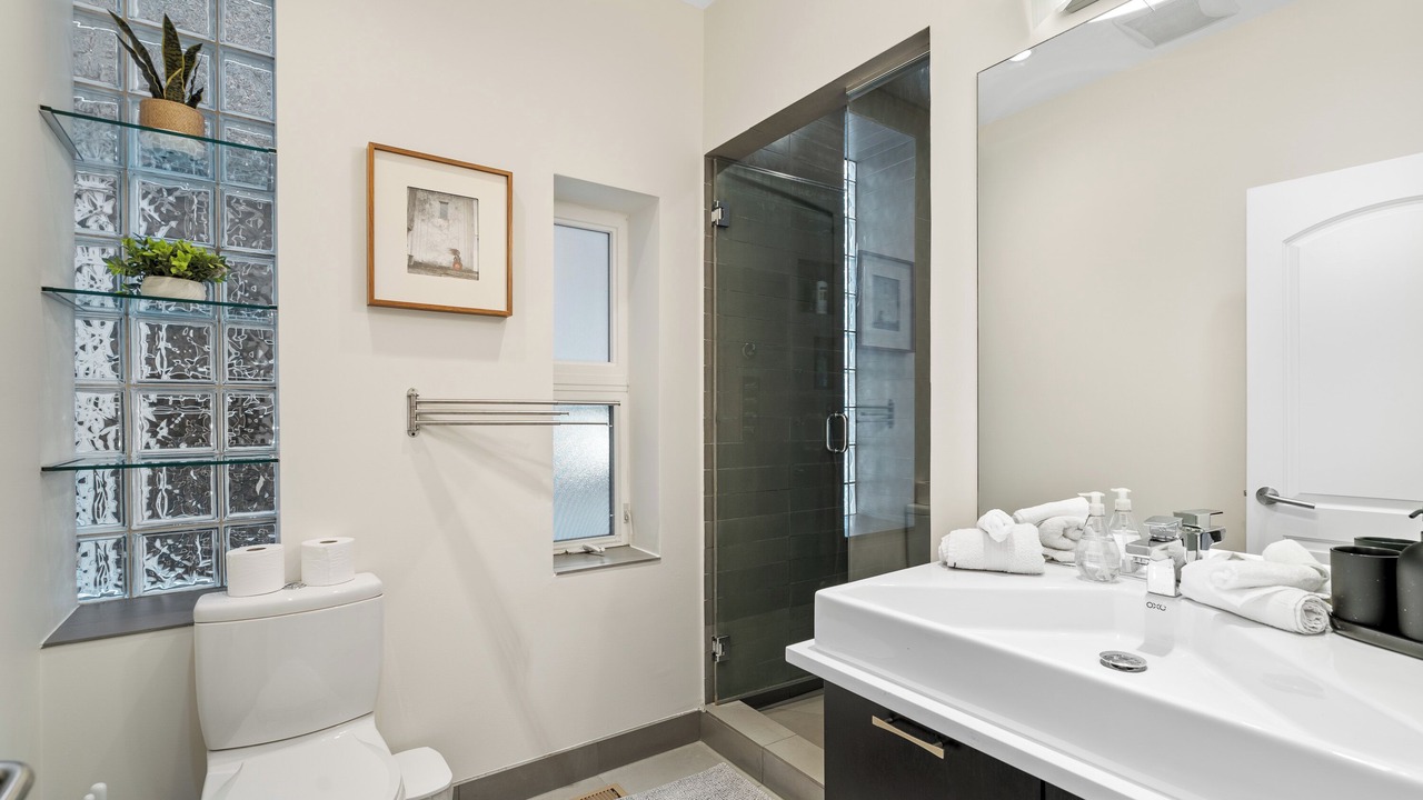 Photo of Bathroom in West Town