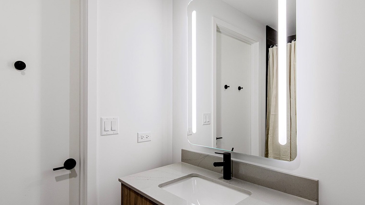 Photo of Bathroom in Streeterville