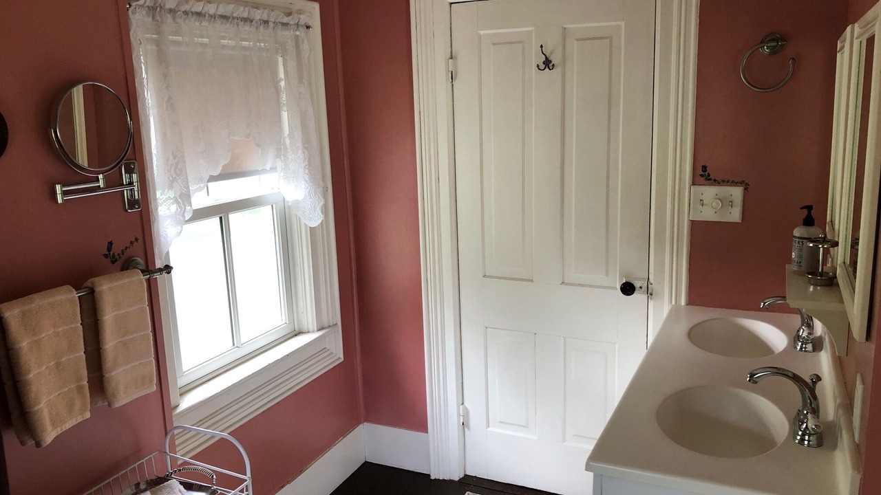 Photo of Bathroom in Ottawa