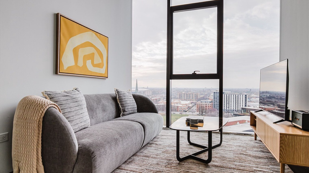 Photo of Livingroom in Near West Side