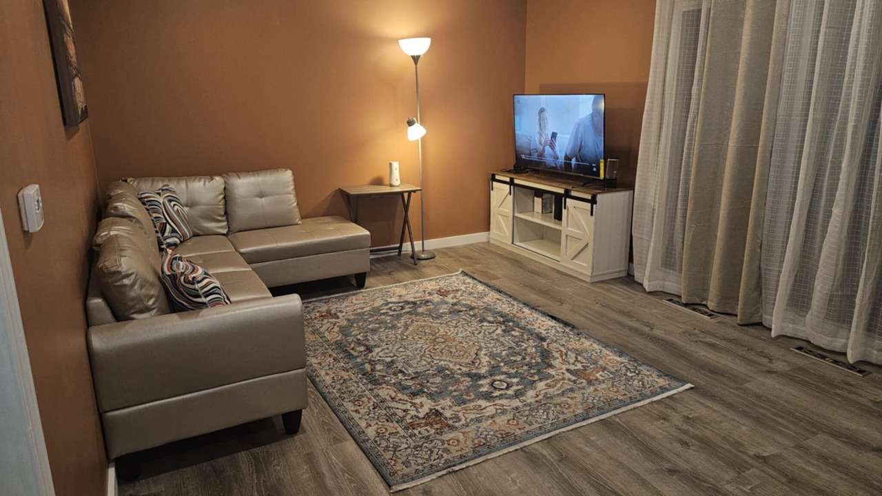 Photo of Livingroom in Glenview