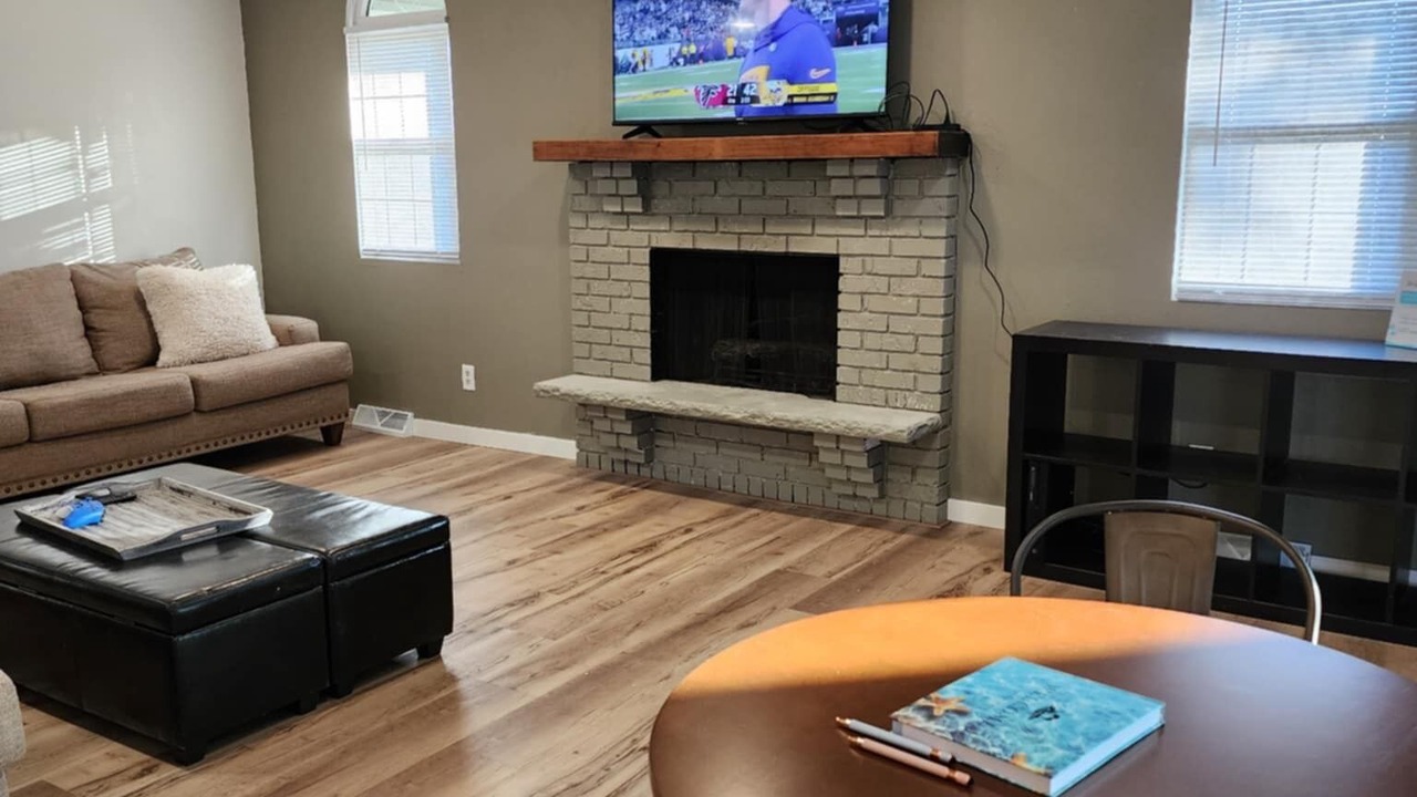 Photo of Livingroom in Roscoe