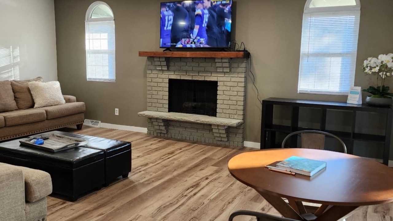Photo of Livingroom in Roscoe