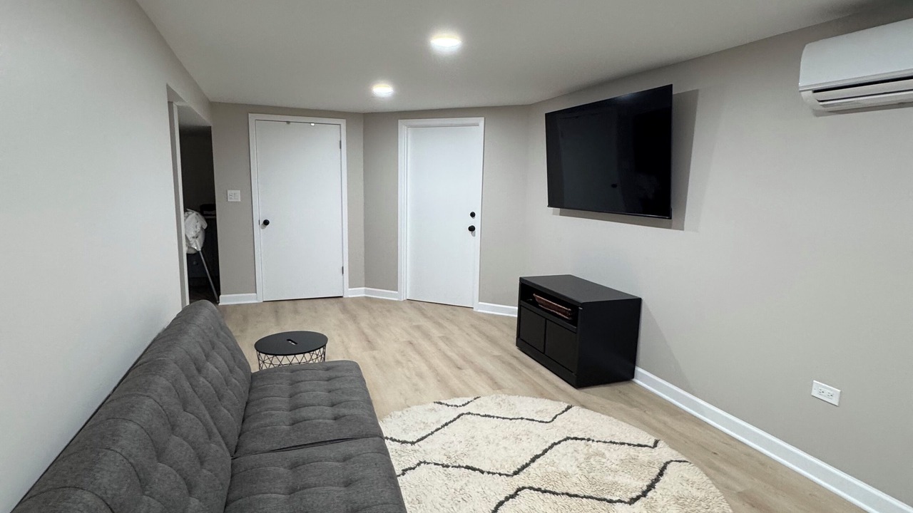 Photo of Livingroom in O'Hare