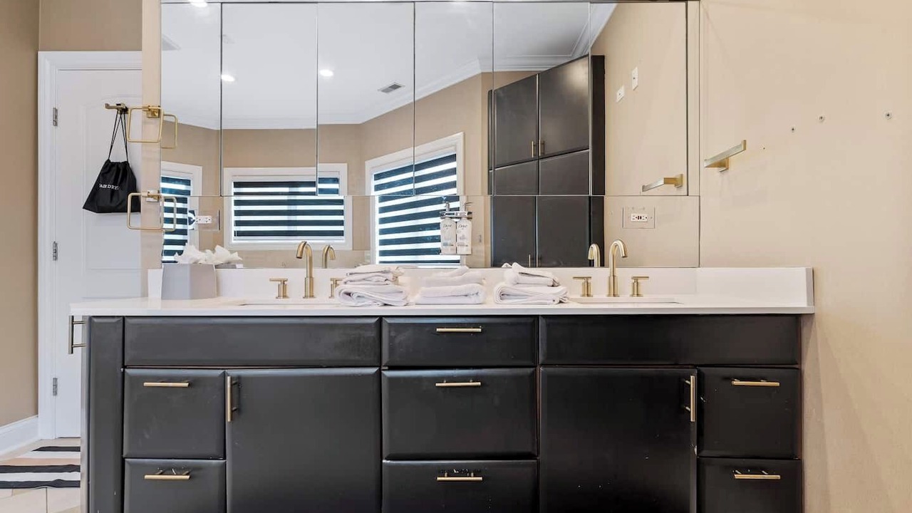 Photo of Bathroom in Skokie