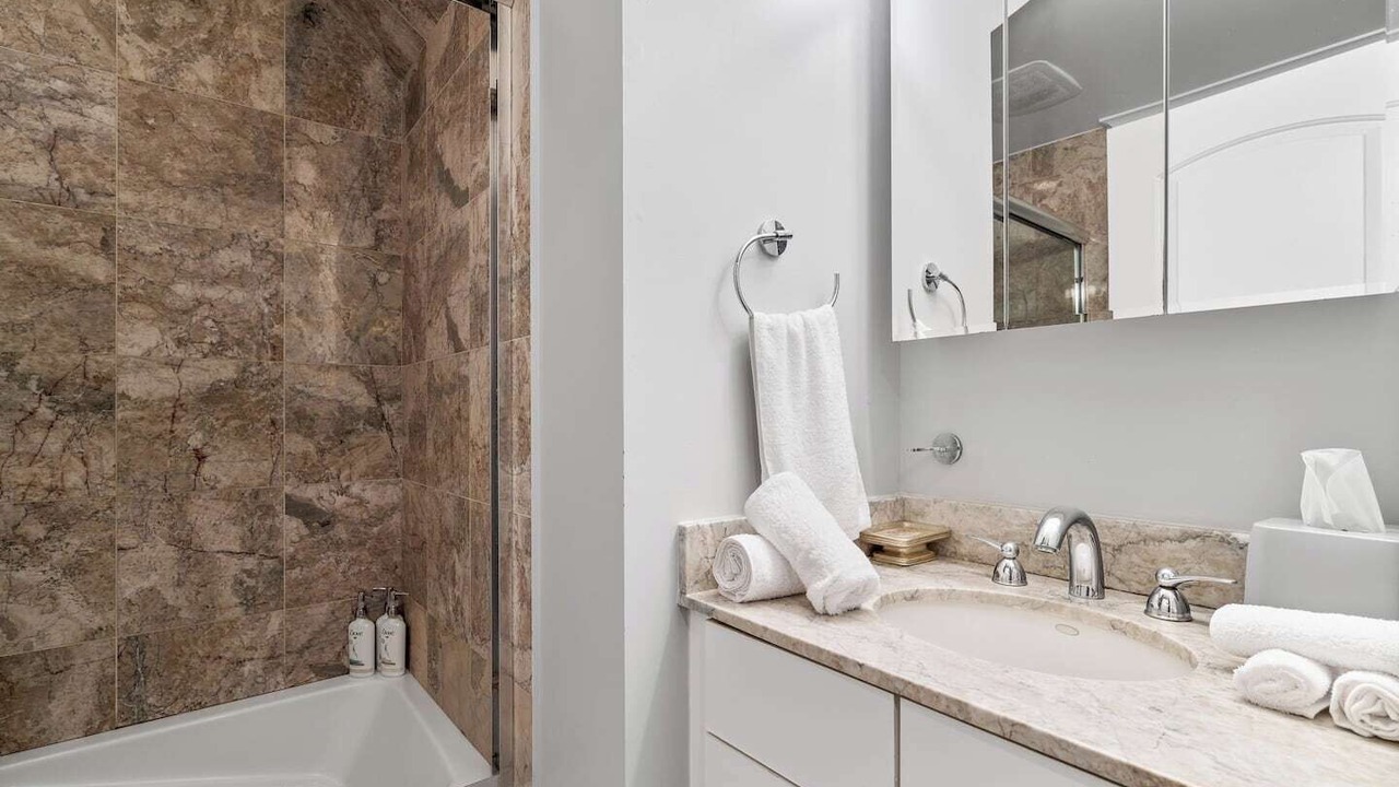 Photo of Bathroom in Skokie