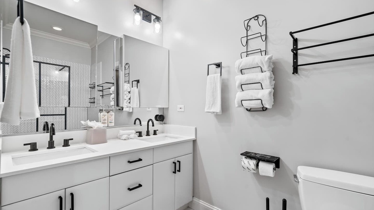Photo of Bathroom in Skokie