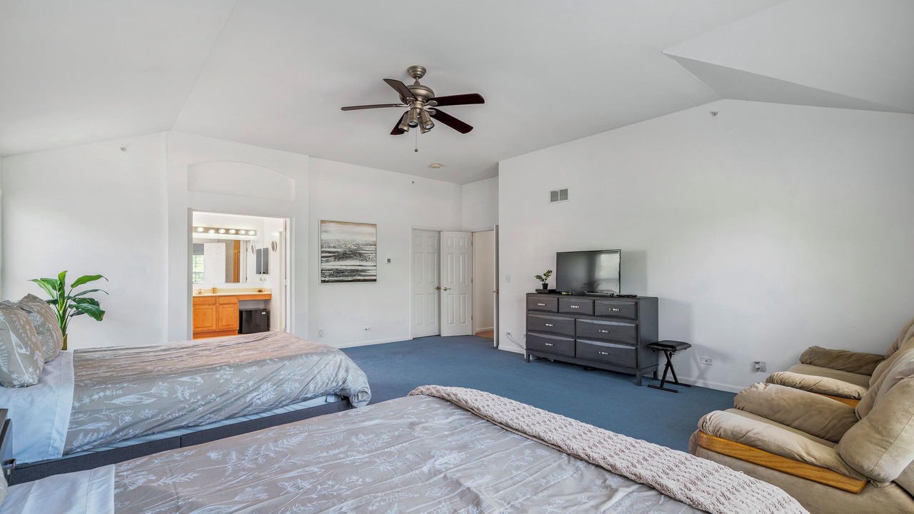 Photo of Bedroom in Hoffman Estates