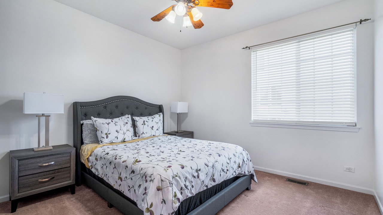 Photo of Bedroom in Hoffman Estates