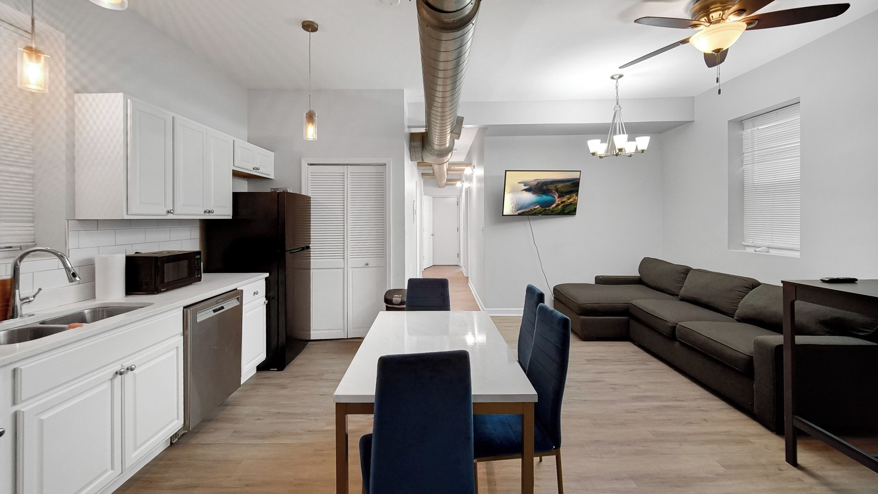 Photo of Livingroom in Lower West Side