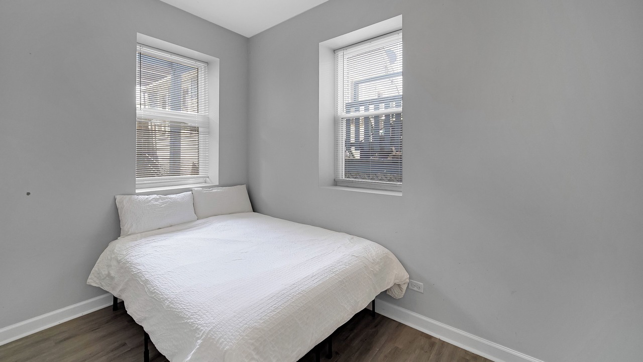 Photo of Bedroom in Lower West Side