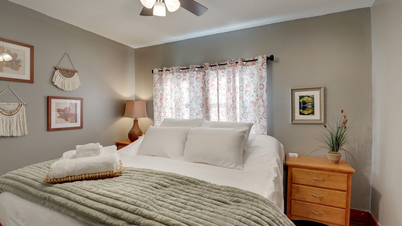 Photo of Bedroom in Quincy