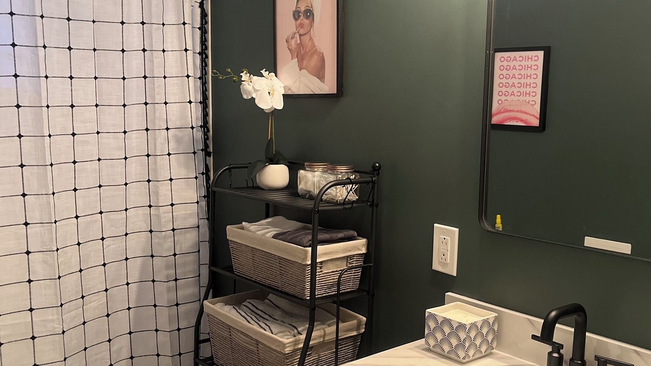 Photo of Bathroom in Washington Park