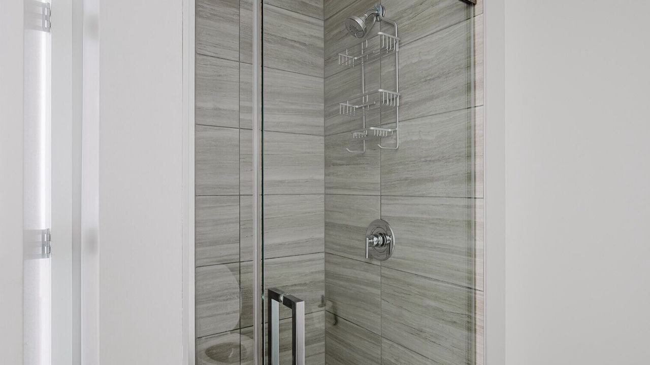 Photo of Bathroom in East Hyde Park