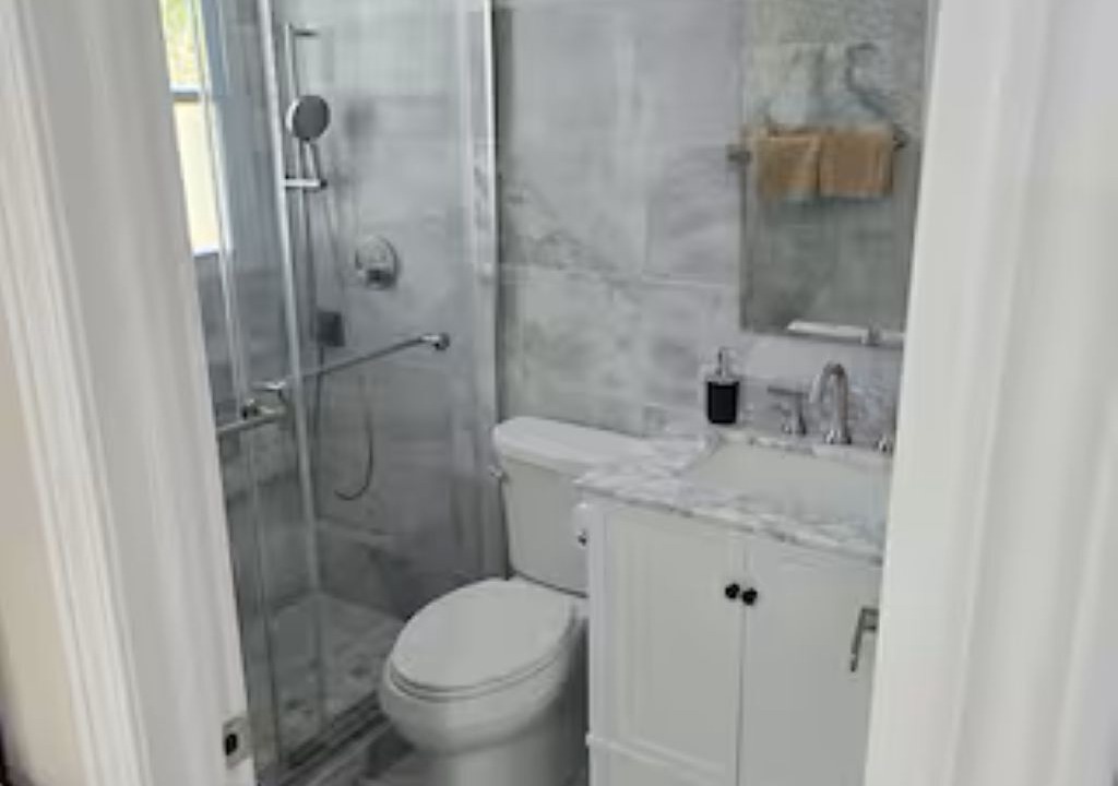 Photo of Bathroom in Skokie
