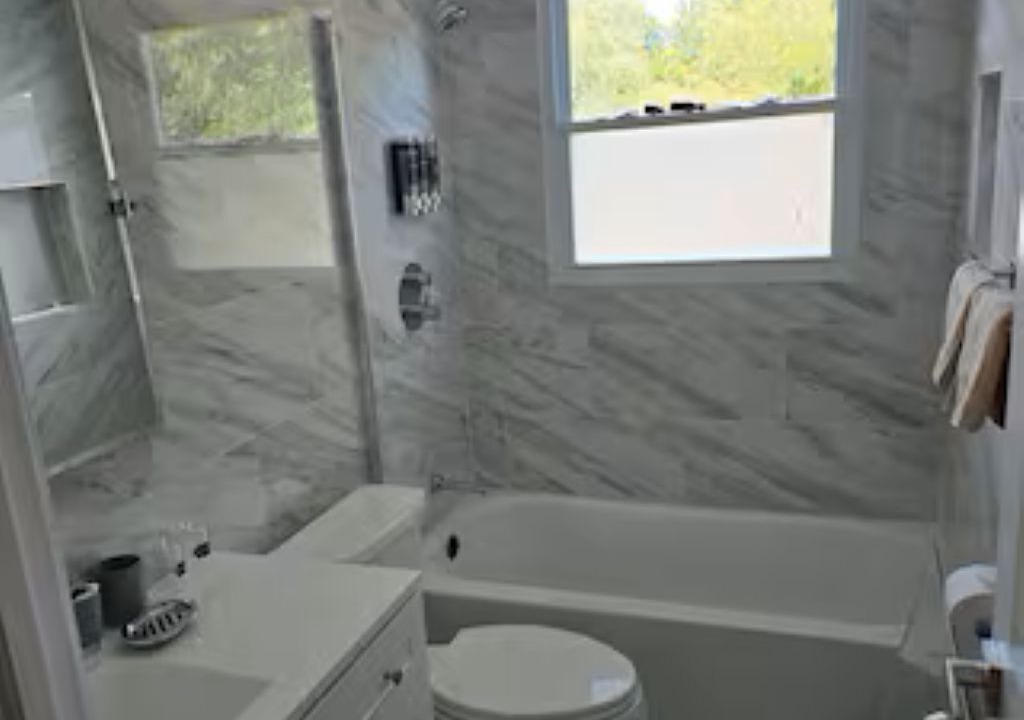 Photo of Bathroom in Skokie