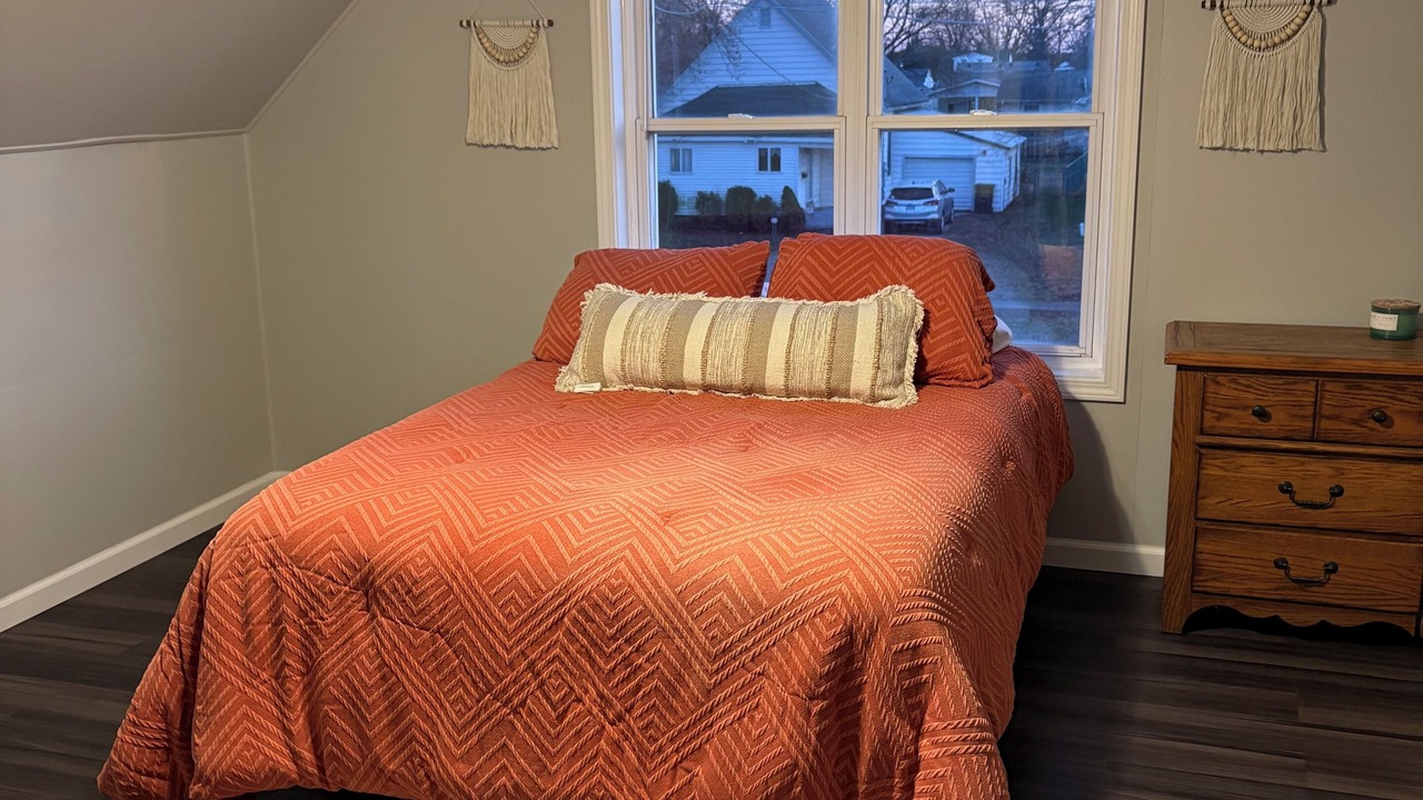 Photo of Bedroom in Mattoon