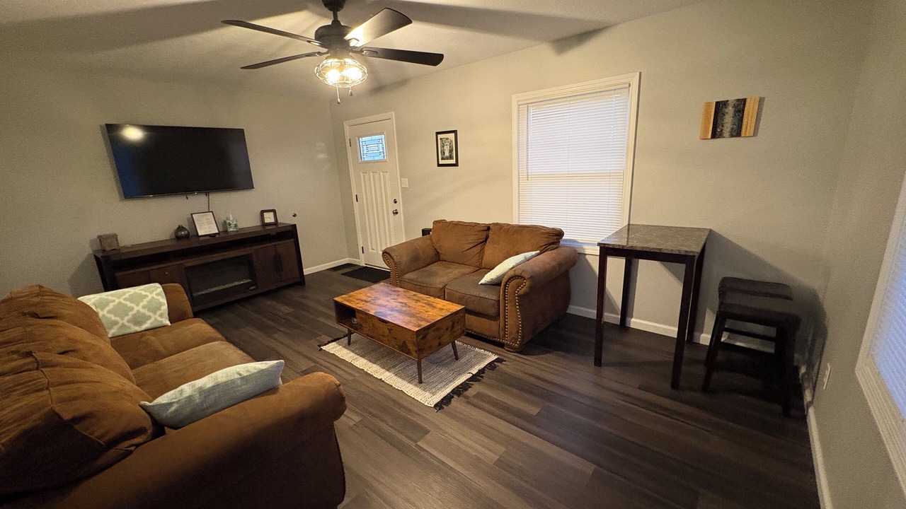 Photo of Livingroom in Mattoon