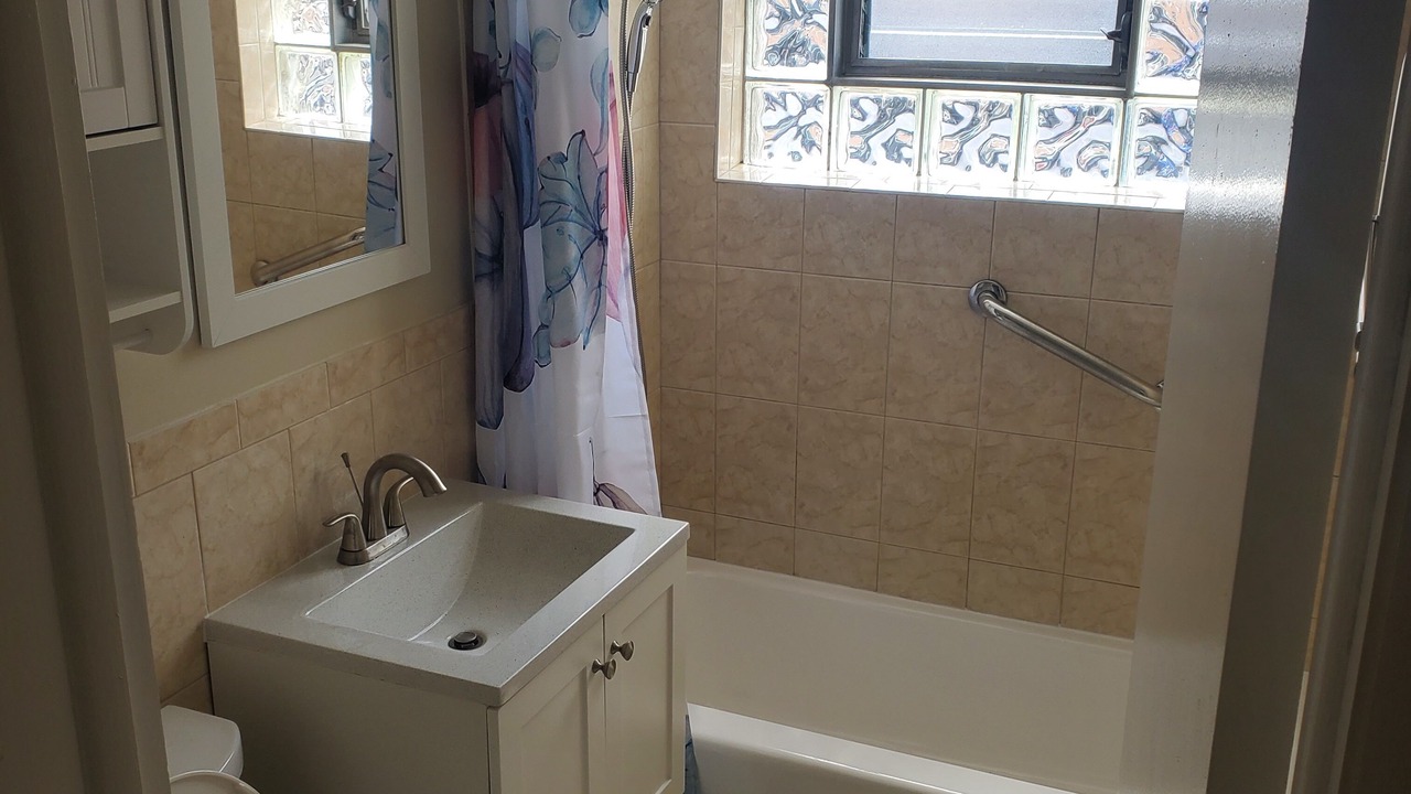 Photo of Bathroom in Oak Lawn
