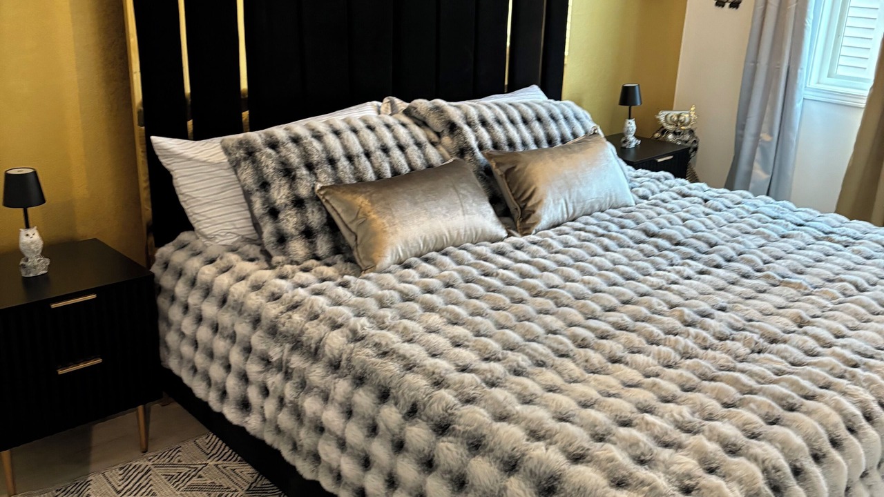 Photo of Bedroom in Aurora
