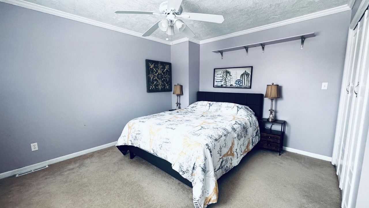 Photo of Bedroom in Lynn Center