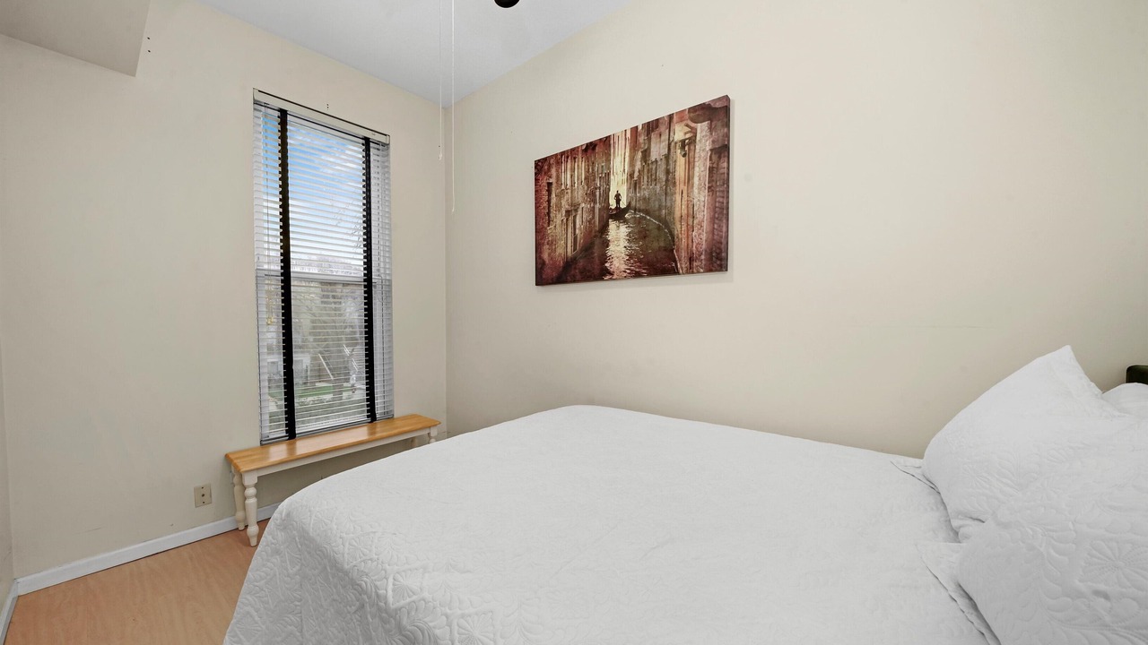 Photo of Bedroom in University Village / Little Italy