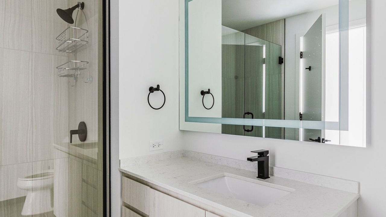 Photo of Bathroom in Near West Side