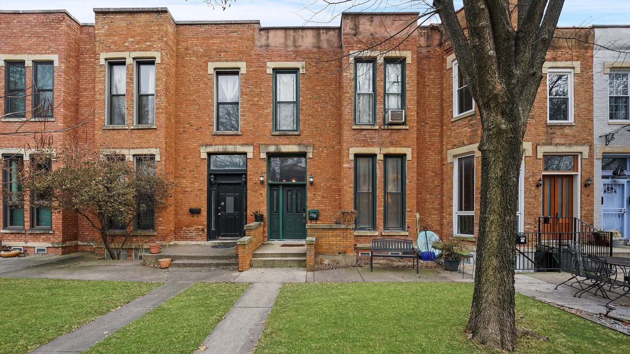Photo of Outdoor in University Village / Little Italy