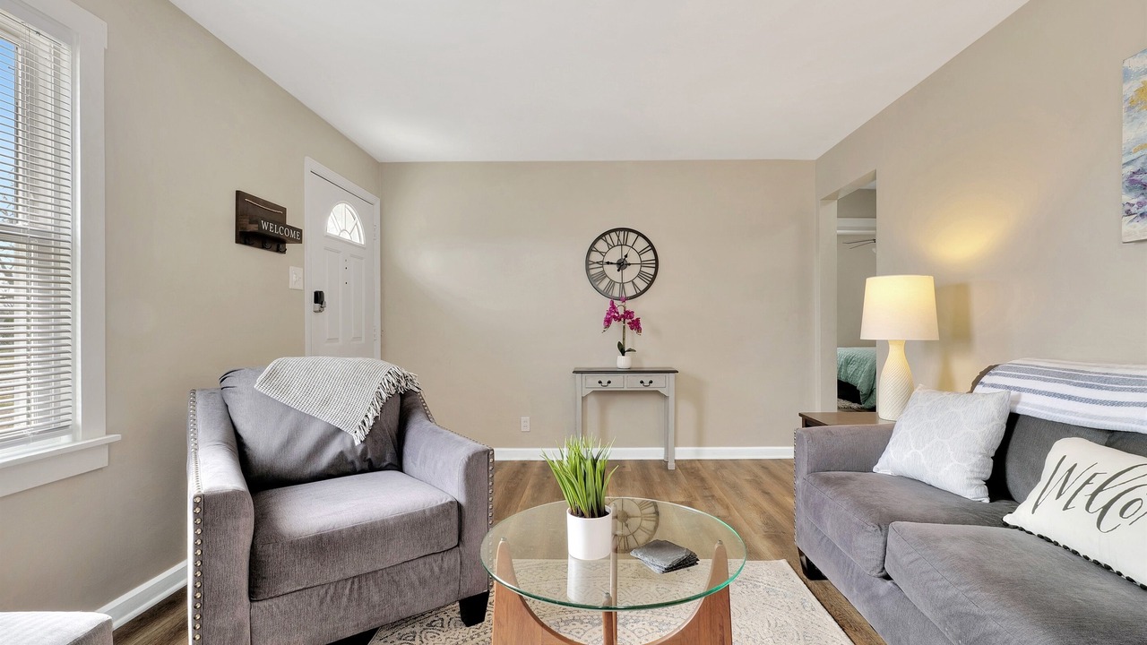 Photo of Livingroom in Decatur