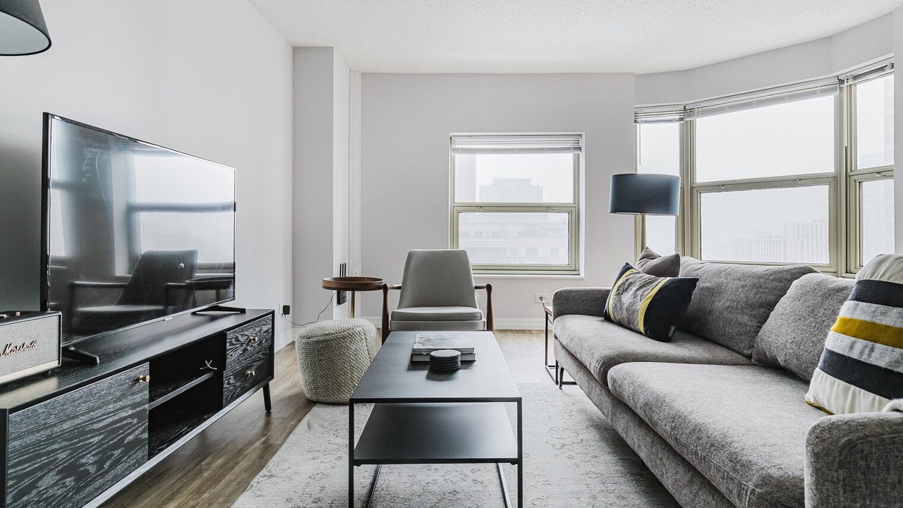 Photo of Livingroom in Near North Side