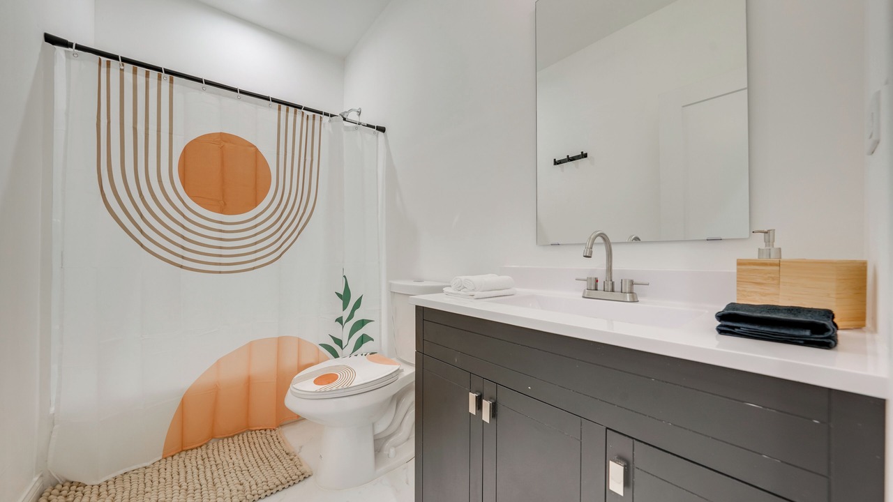 Photo of Bathroom in Lisle