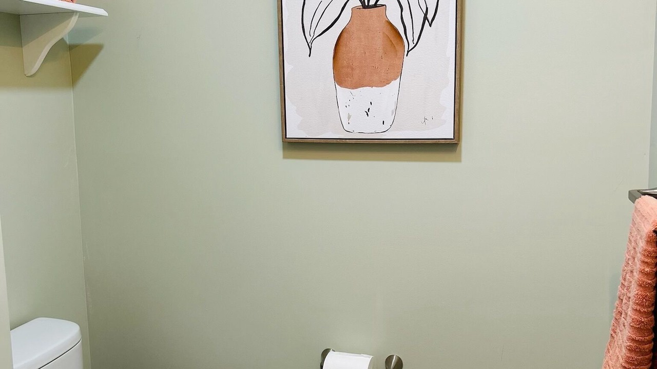 Photo of Bathroom in Galesburg