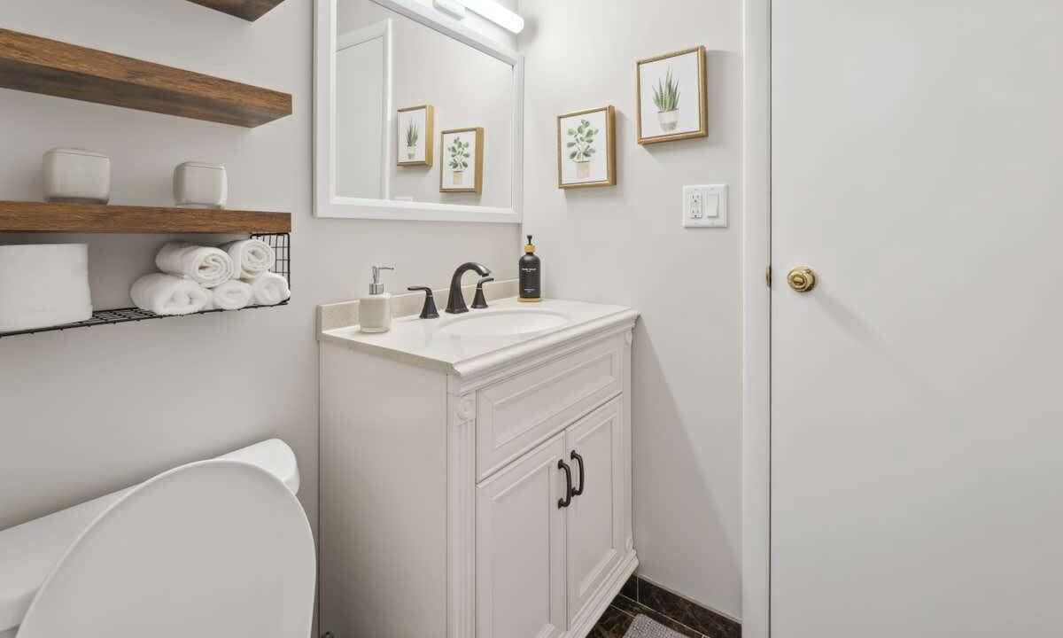 Photo of Bathroom in Fox Valley