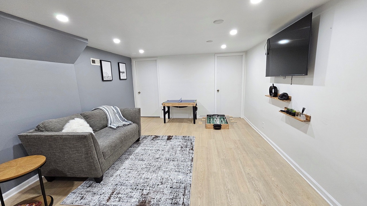 Photo of Livingroom in Waukegan
