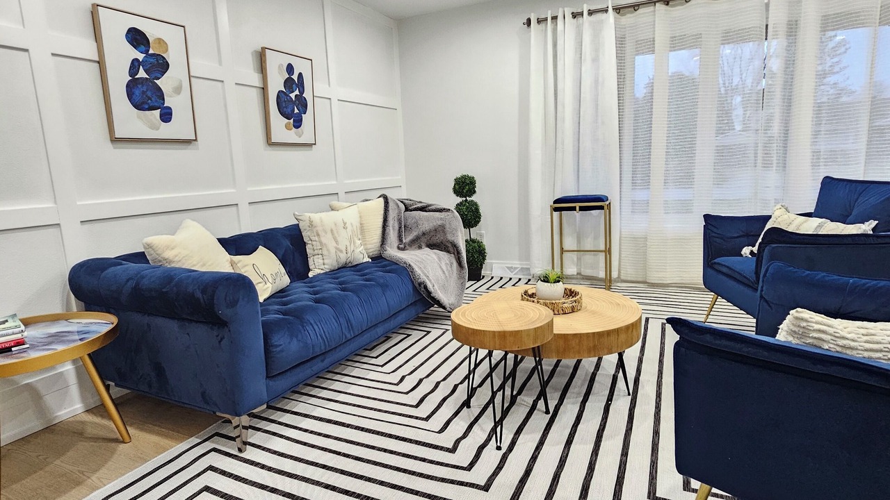 Photo of Livingroom in Waukegan