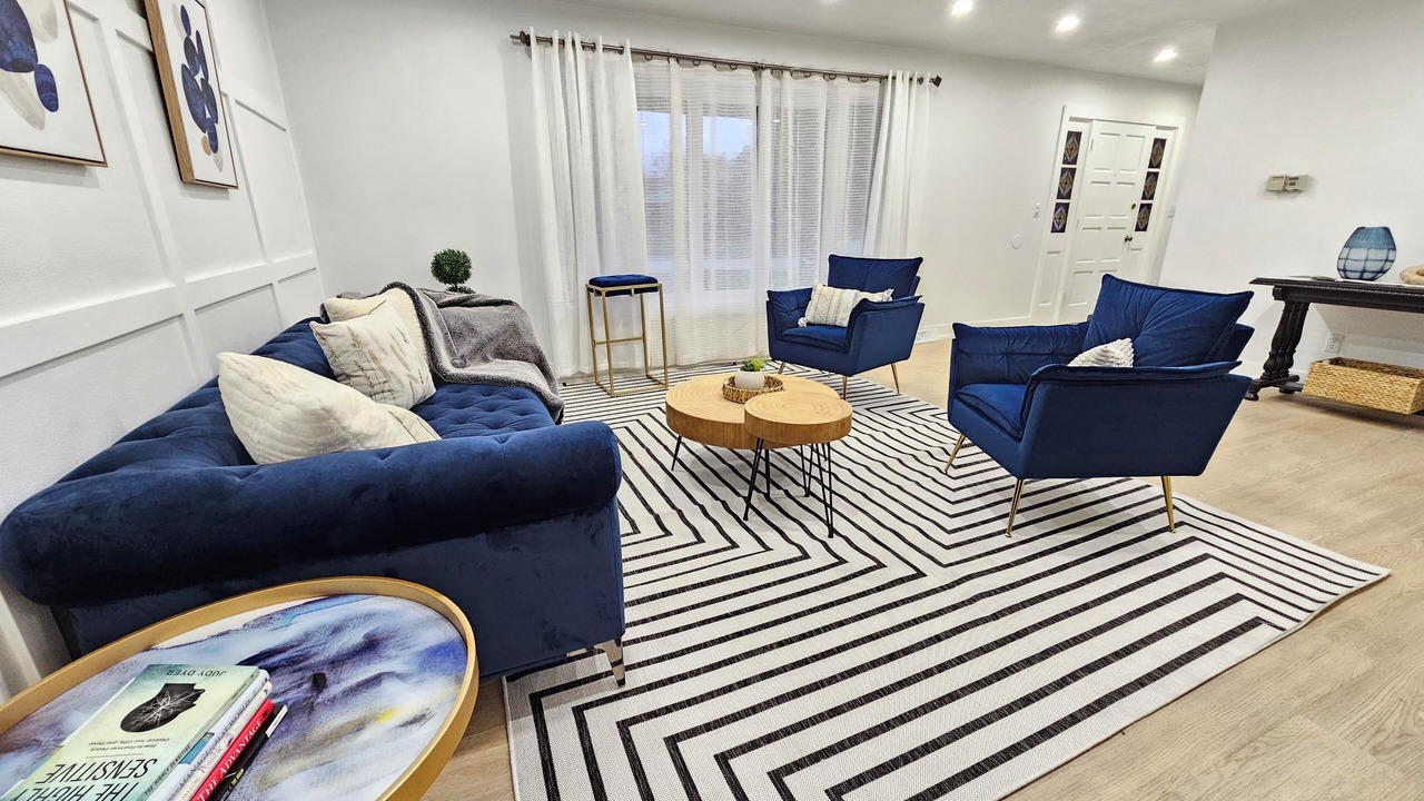 Photo of Livingroom in Waukegan