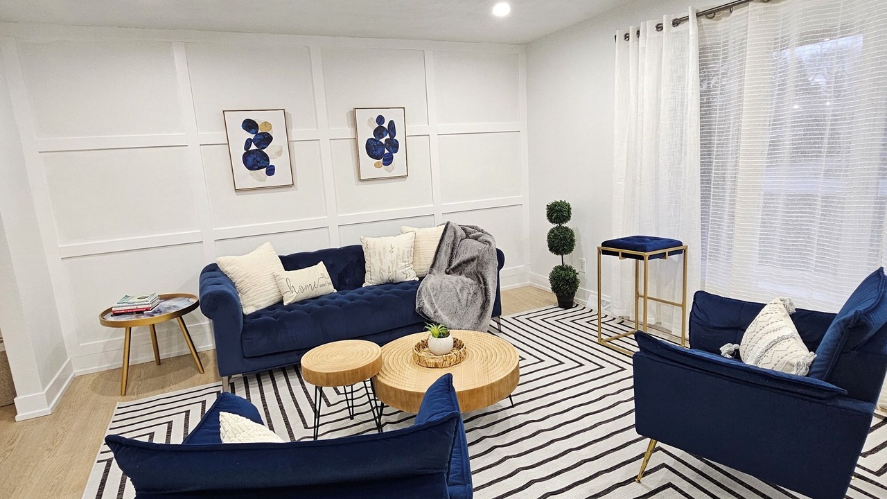 Photo of Livingroom in Waukegan