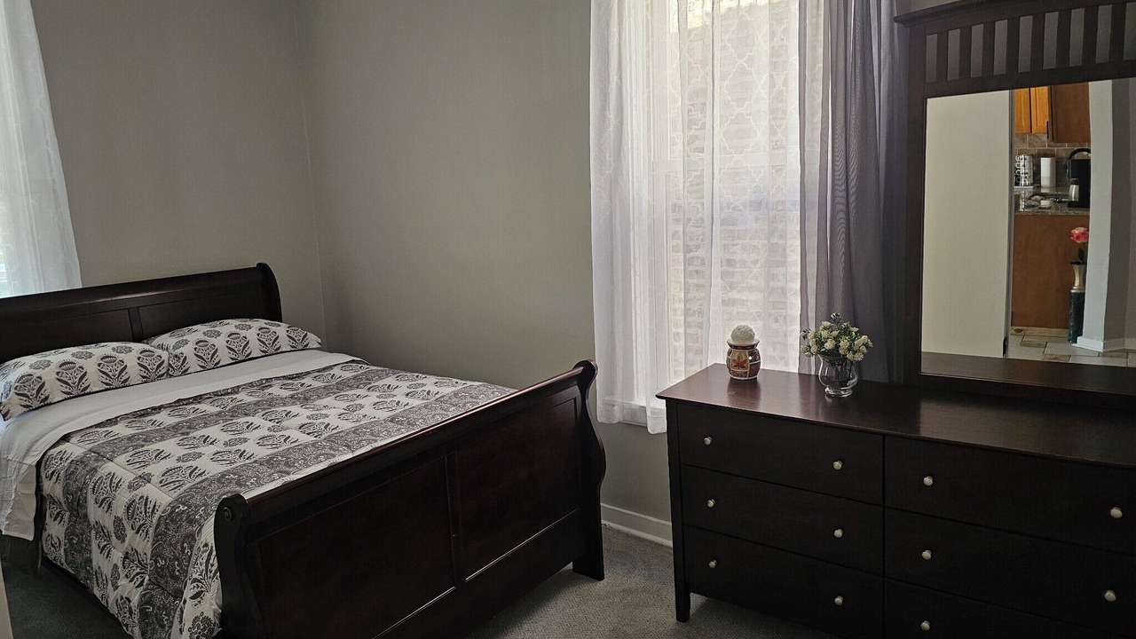 Photo of Bedroom in Woodlawn