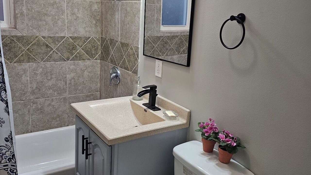 Photo of Bathroom in Woodlawn