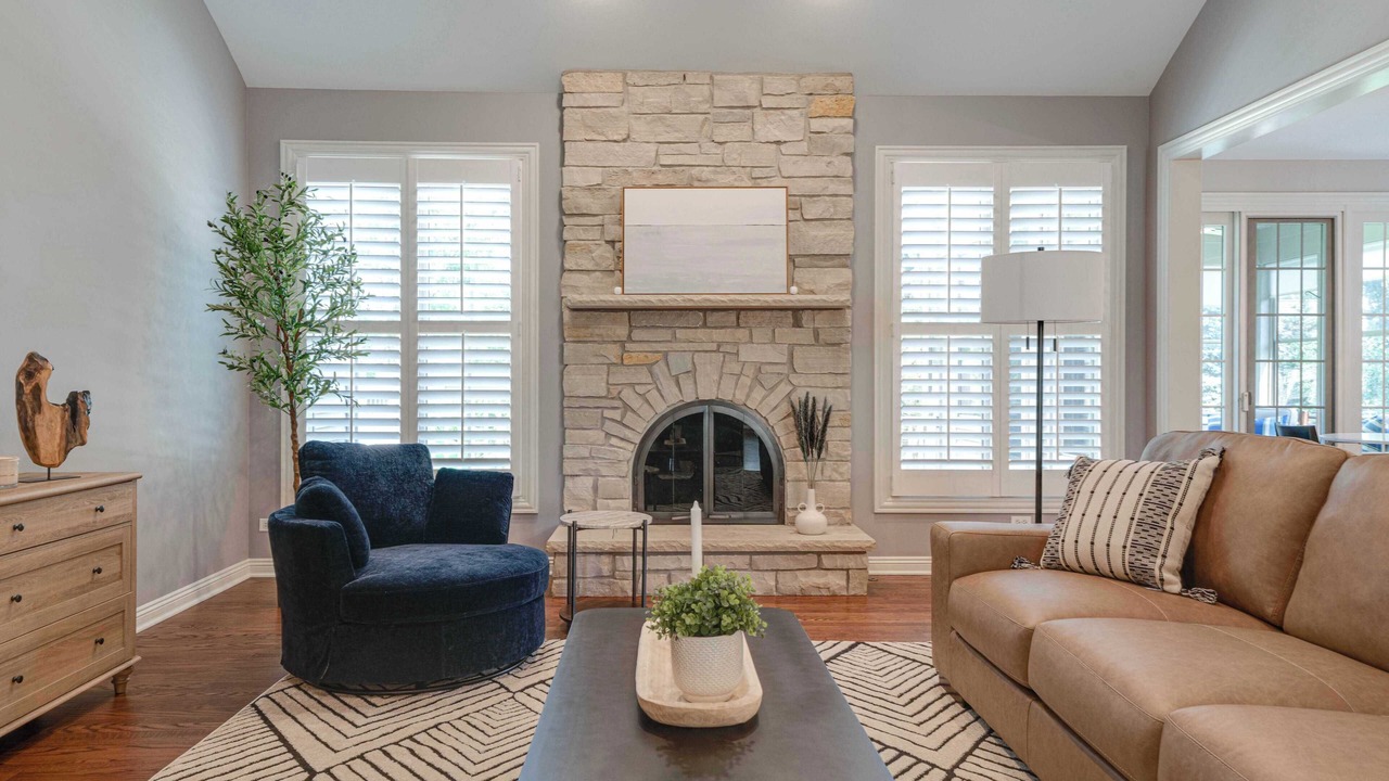 Photo of Livingroom in Grayslake